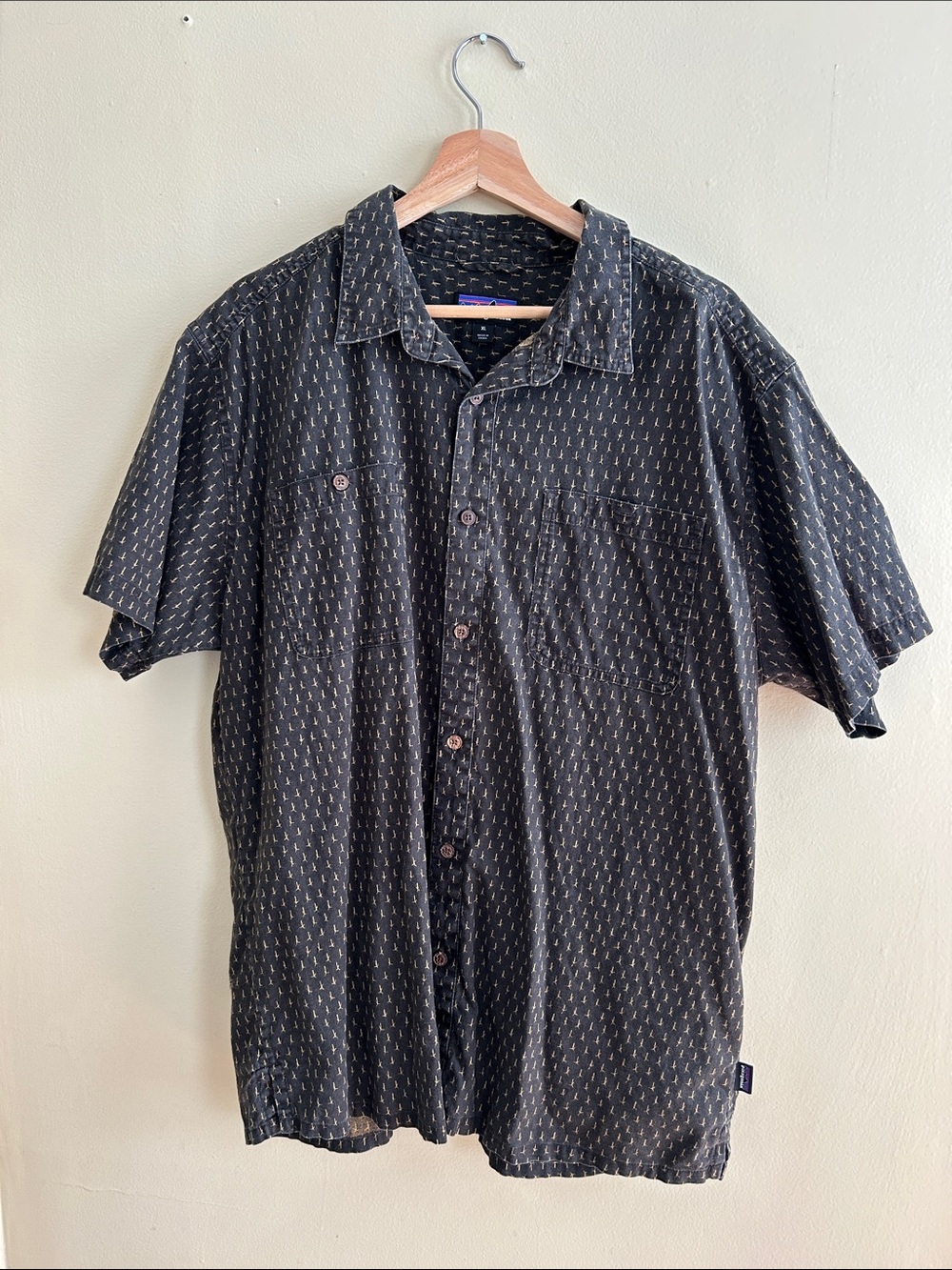Men’s XL Patagonia shirt